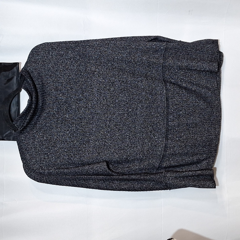 MAURICES XS SHIRT.